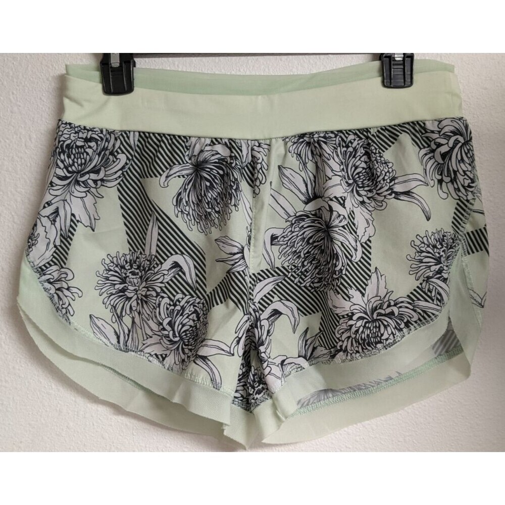 Marika Cycle House 3" Unlined Floral Running Shorts Size Small